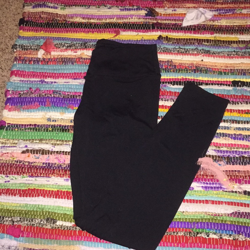 black leggings